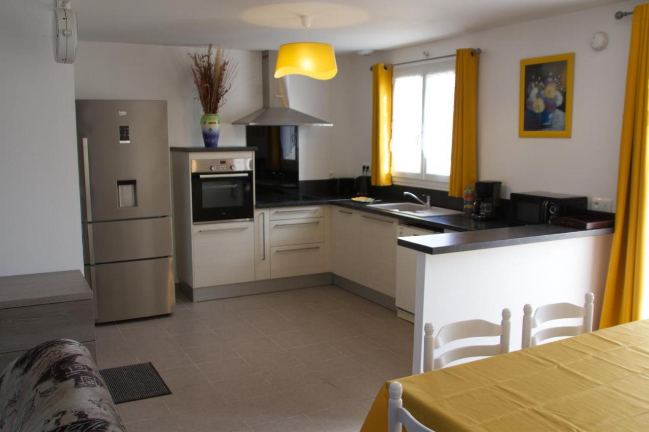 Les Lauriers De Lomagne Villa Lavit Exterior photo